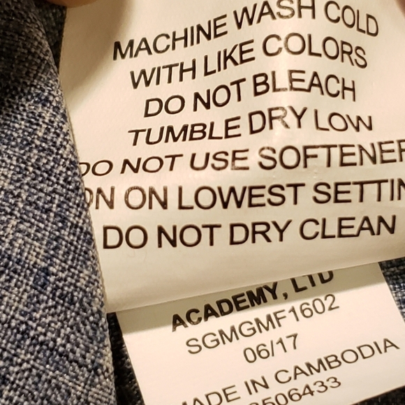 Magellan Fishing Casual Button Down Vented - Picture 7 of 10